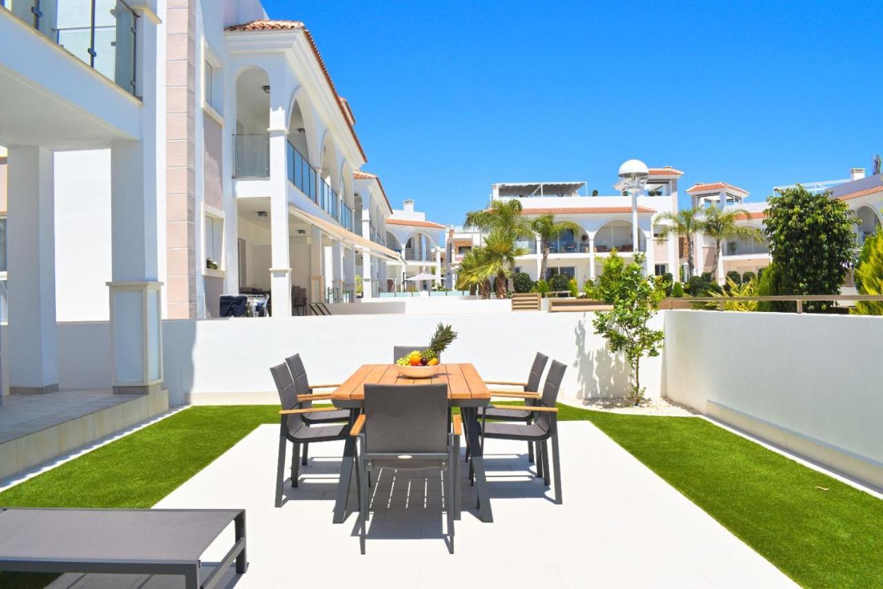 New Build Apartment On Beautiful Modern Complex Rojales Luaran gambar